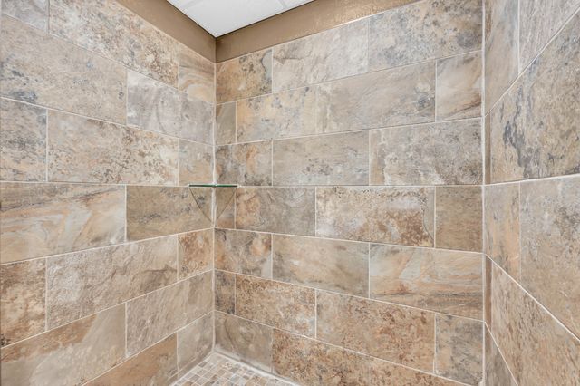 115 Mostly Locust Dr, Buchanan, TN 38222