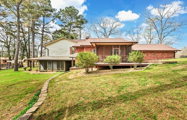 115 Mostly Locust Dr, Buchanan, TN 38222