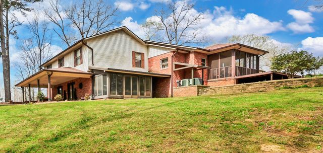 115 Mostly Locust Dr, Buchanan, TN 38222
