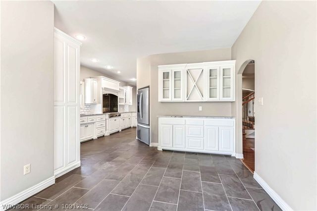 1112 Autumn Oaks Lane, Fort Smith, AR 72903