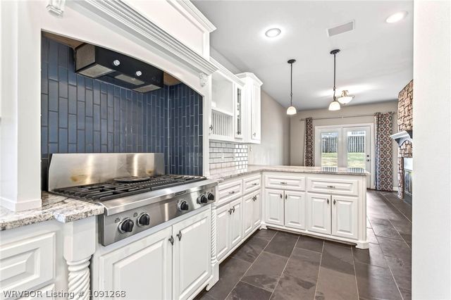 1112 Autumn Oaks Lane, Fort Smith, AR 72903