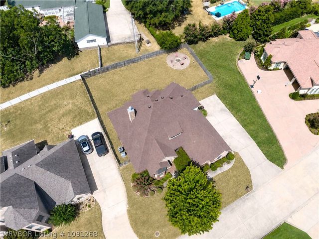 1112 Autumn Oaks Lane, Fort Smith, AR 72903