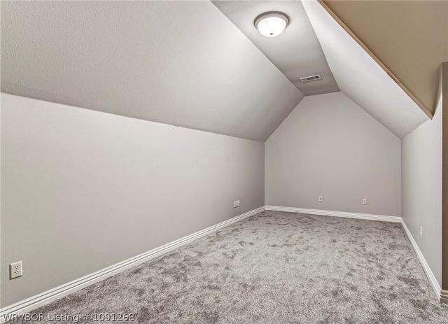 1112 Autumn Oaks Lane, Fort Smith, AR 72903