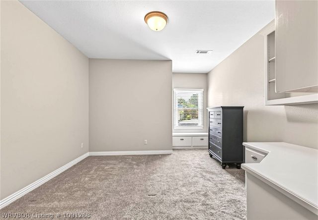 1112 Autumn Oaks Lane, Fort Smith, AR 72903