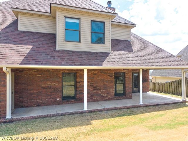 1112 Autumn Oaks Lane, Fort Smith, AR 72903