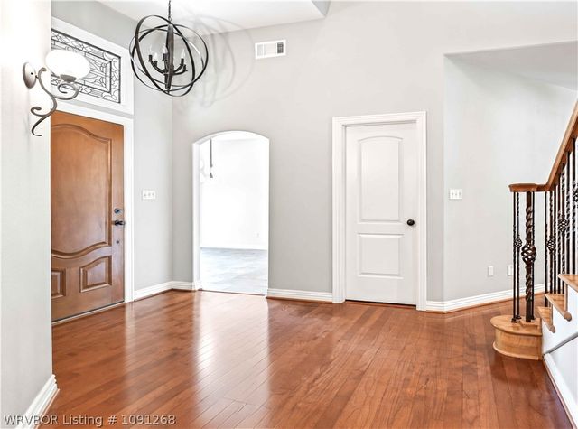1112 Autumn Oaks Lane, Fort Smith, AR 72903