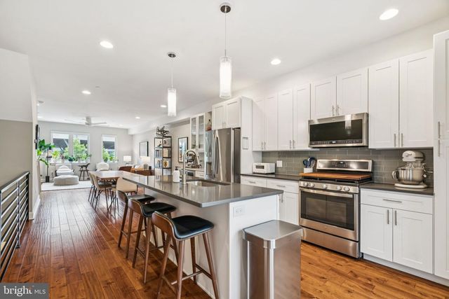 1428 S FRONT ST, Philadelphia, PA 19147