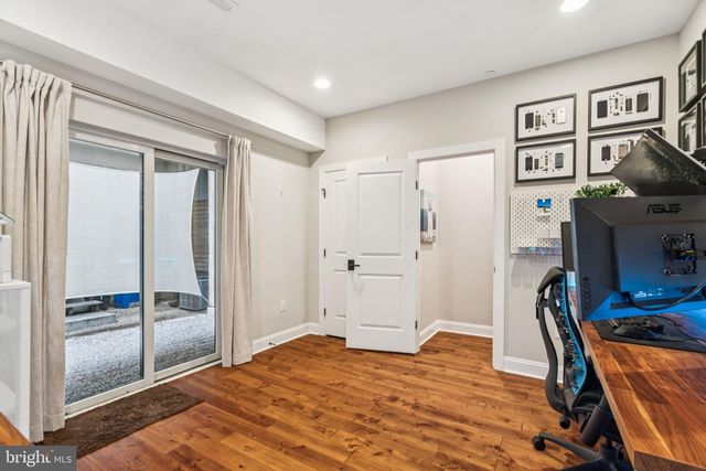 1428 S FRONT ST, Philadelphia, PA 19147