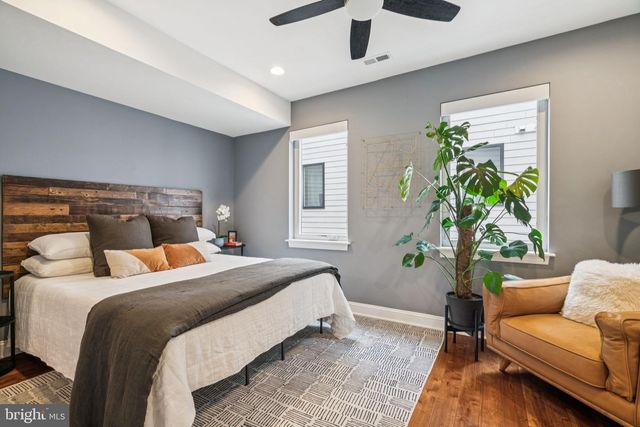 1428 S FRONT ST, Philadelphia, PA 19147