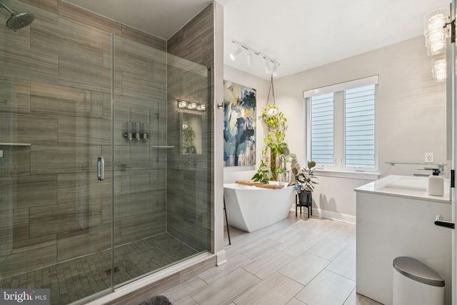1428 S FRONT ST, Philadelphia, PA 19147