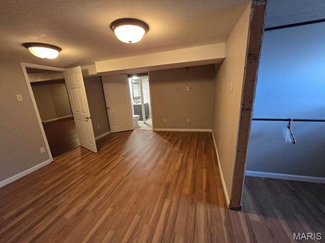 2536 Pershall Road, St Louis, MO 63136