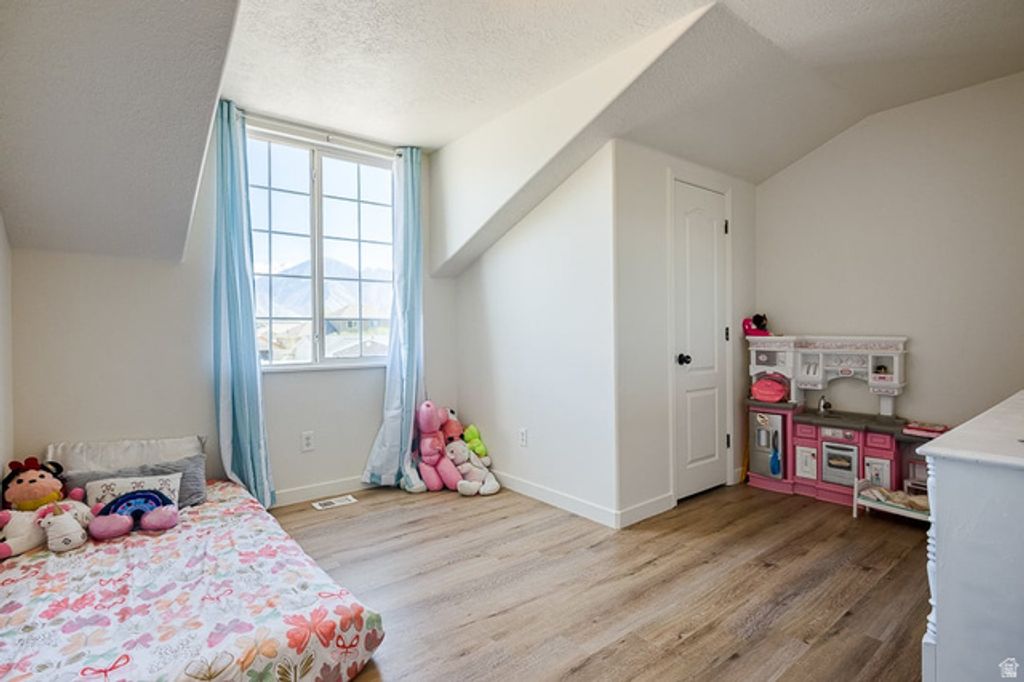 Image 16 of property listing at 795 N 2770 W, Provo, UT 84601