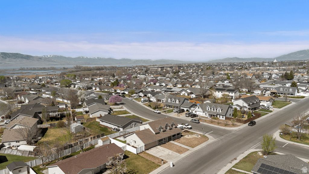 Image 29 of property listing at 795 N 2770 W, Provo, UT 84601