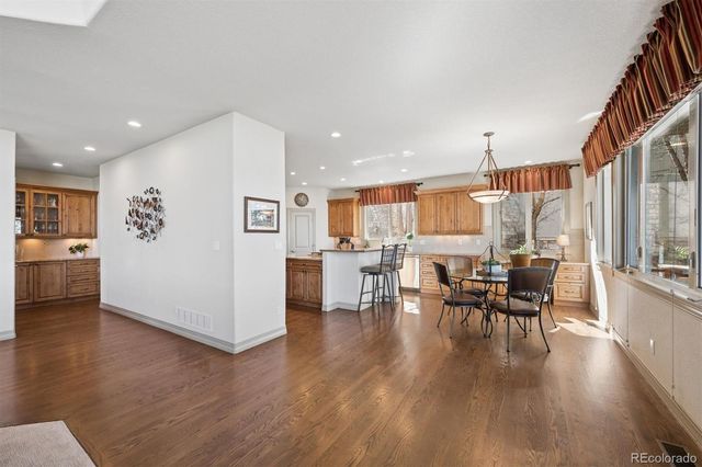6893 S Netherland Way, Aurora, CO 80016