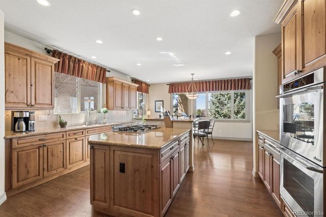 6893 S Netherland Way, Aurora, CO 80016