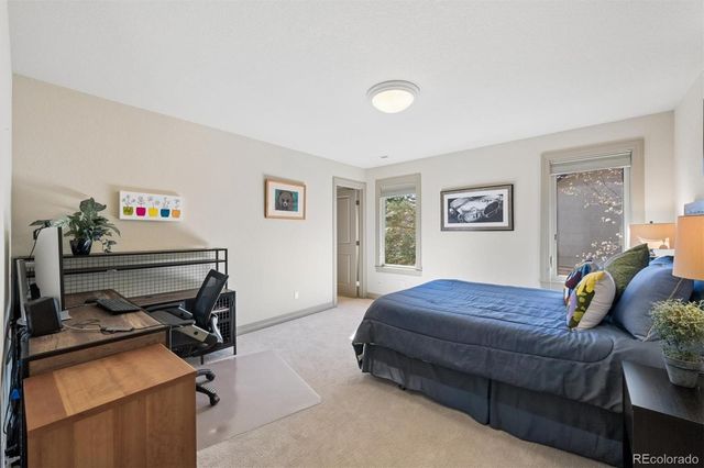 6893 S Netherland Way, Aurora, CO 80016