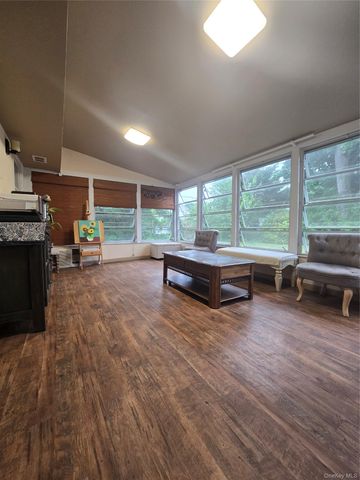 224 Ohio Street, Hicksville, NY 11801