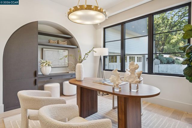 3647 Happy Valley Rd, Lafayette, CA 94549