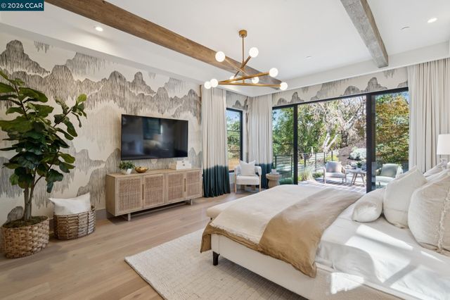 3647 Happy Valley Rd, Lafayette, CA 94549