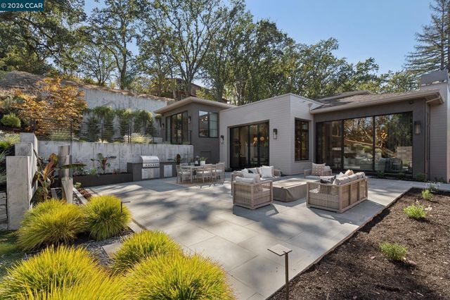3647 Happy Valley Rd, Lafayette, CA 94549