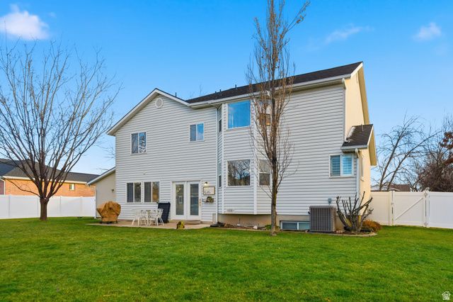 794 W 2300 S, Syracuse, UT 84075