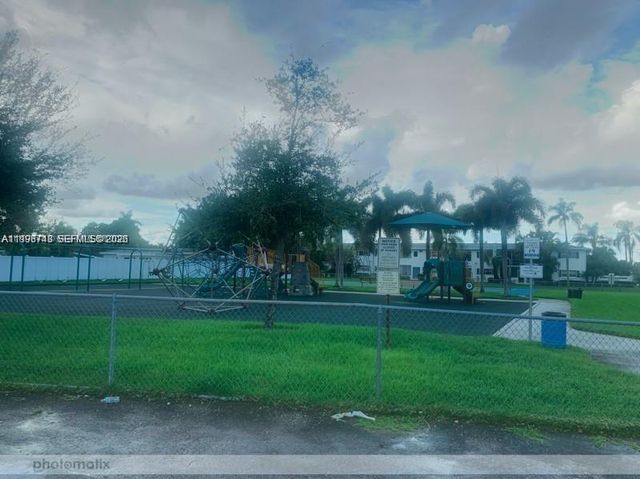 2698-2704 NW 65th Ave 2704, Margate, FL 33063