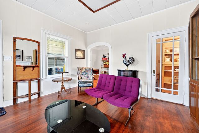 205 Wykagyl Street, Kaufman, TX 75142