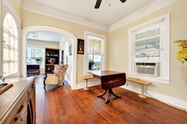 205 Wykagyl Street, Kaufman, TX 75142
