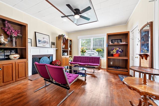 205 Wykagyl Street, Kaufman, TX 75142