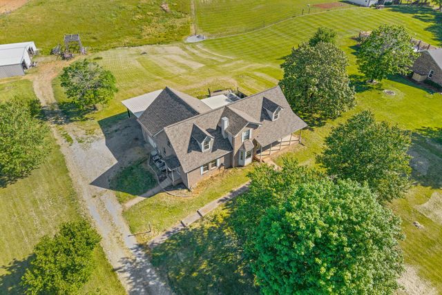 3879 Sadlersville Rd, Adams, TN 37010