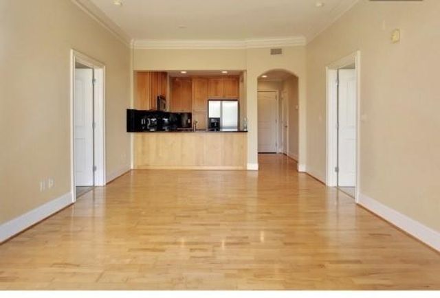 2277 Peachtree NE Road, Atlanta, GA 30309