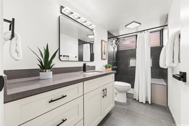 905 Spencer Street 302, Honolulu, HI 96822