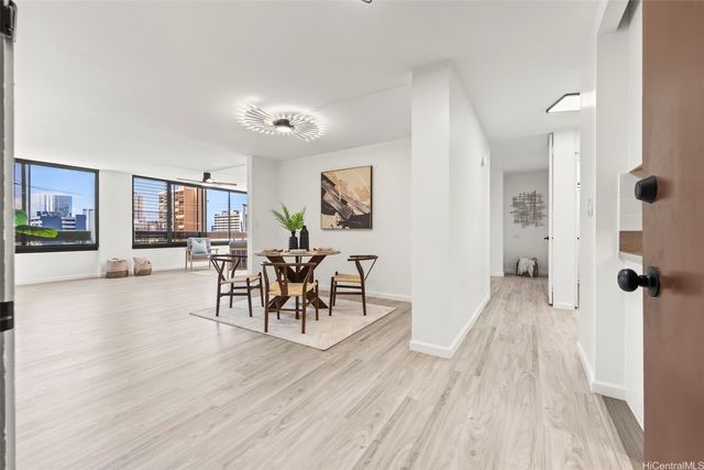 905 Spencer Street 302, Honolulu, HI 96822