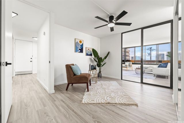 905 Spencer Street 302, Honolulu, HI 96822