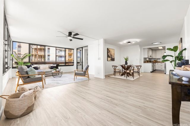 905 Spencer Street 302, Honolulu, HI 96822