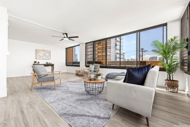 905 Spencer Street 302, Honolulu, HI 96822