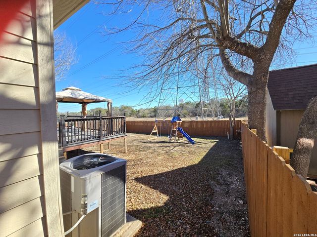 6510 Woodbell, Live Oak, TX 78233