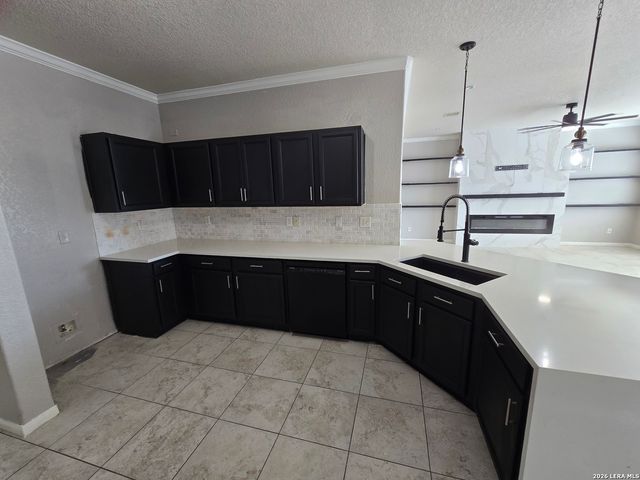 6510 Woodbell, Live Oak, TX 78233