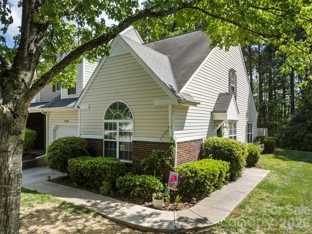 9720 Mattforest Circle, Charlotte, NC 28277