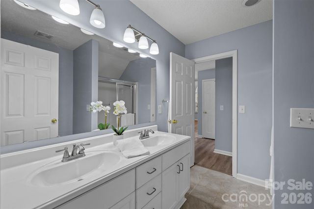 9720 Mattforest Circle, Charlotte, NC 28277