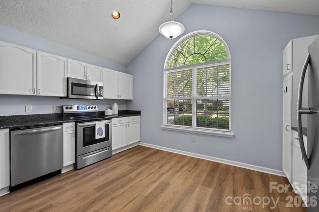 9720 Mattforest Circle, Charlotte, NC 28277