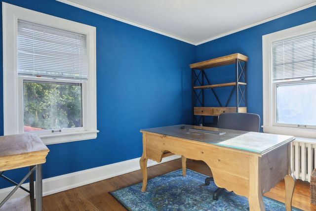 1005 Cedar Lake Road S, Minneapolis, MN 55405