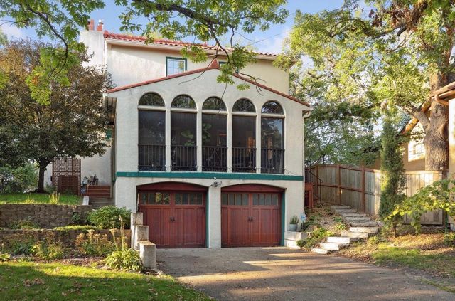 1005 Cedar Lake Road S, Minneapolis, MN 55405