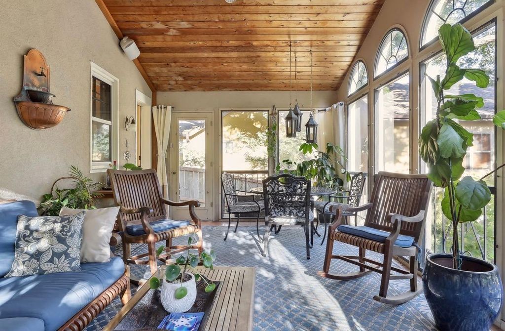 1005 Cedar Lake Road S, Minneapolis, MN 55405 — photo 4