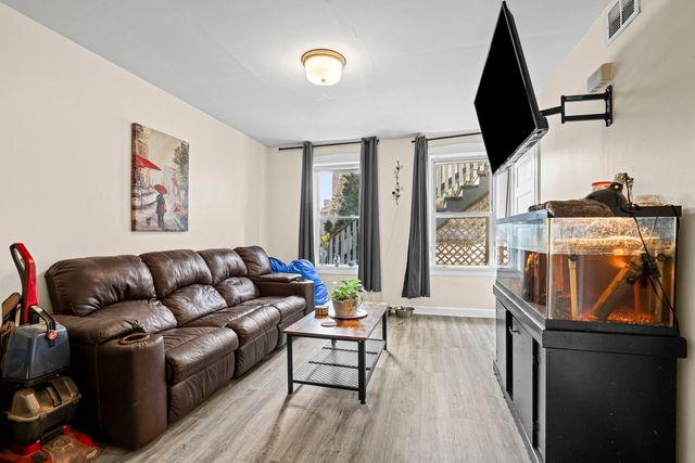 2139 N Long Avenue, Chicago, IL 60639