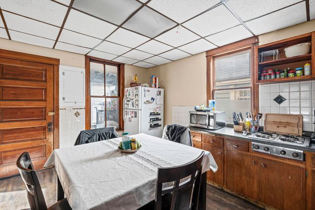 2139 N Long Avenue, Chicago, IL 60639