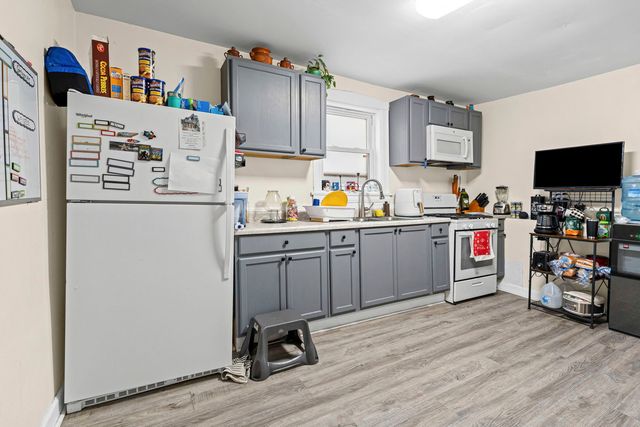 2139 N Long Avenue, Chicago, IL 60639