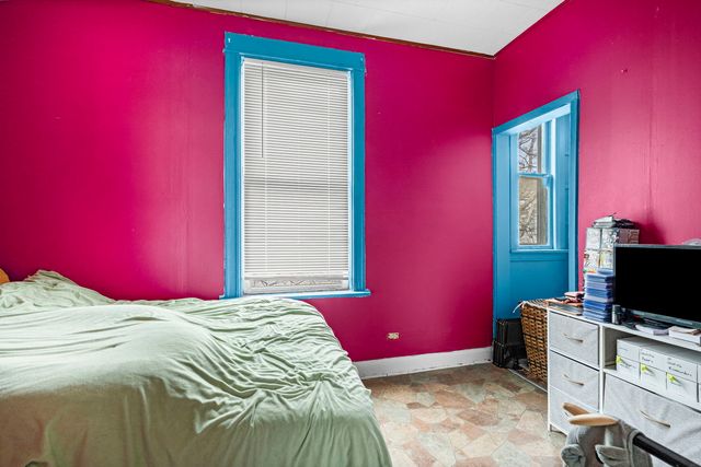 2139 N Long Avenue, Chicago, IL 60639