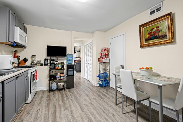 2139 N Long Avenue, Chicago, IL 60639