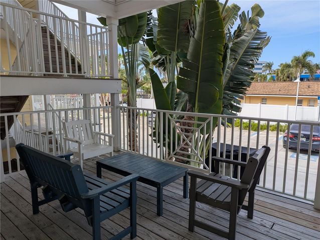 6732 SARASEA CIRCLE 104C, Sarasota, FL 34242
